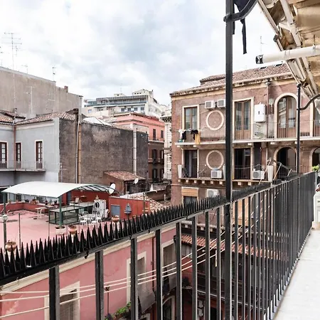 Daire Via Etnea Cozy With Balcony *